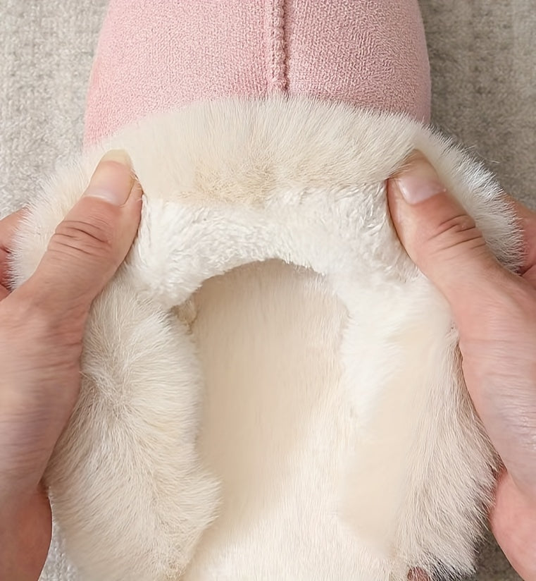 Chaussons d'intérieur en peluche confortables pour l'hiver