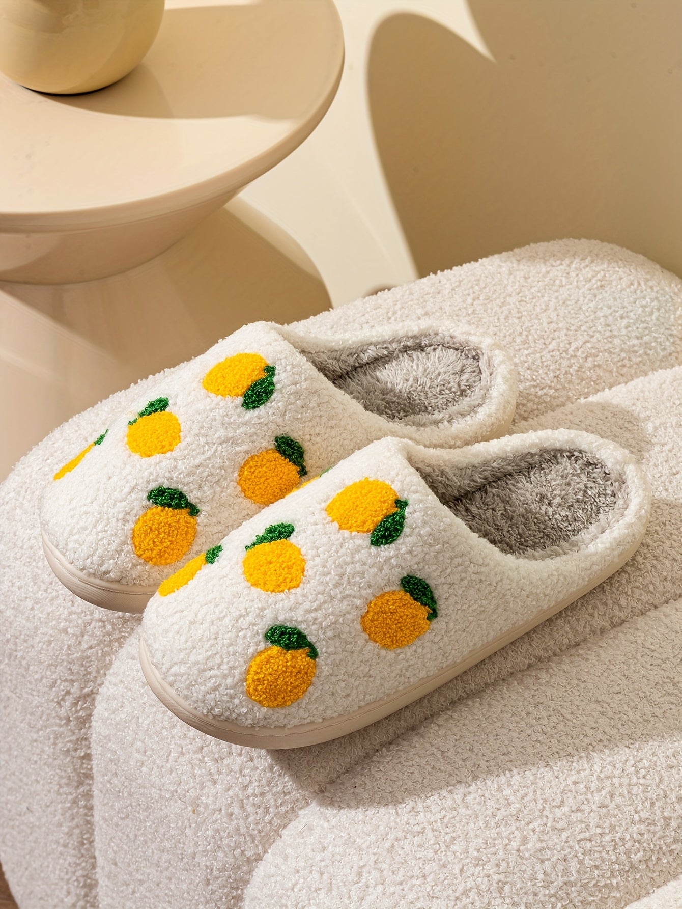 Claquettes Fruitées Confortables