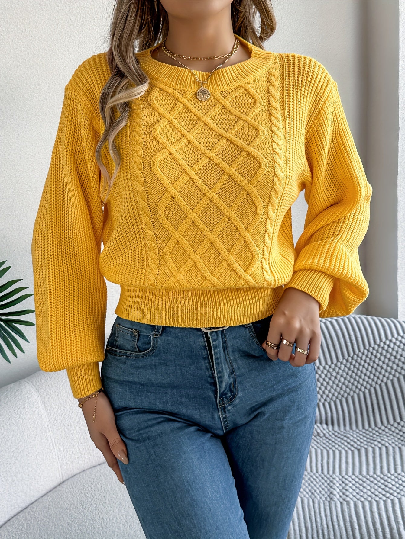 White Round-Neck Knit Sweater Adjustable Waist