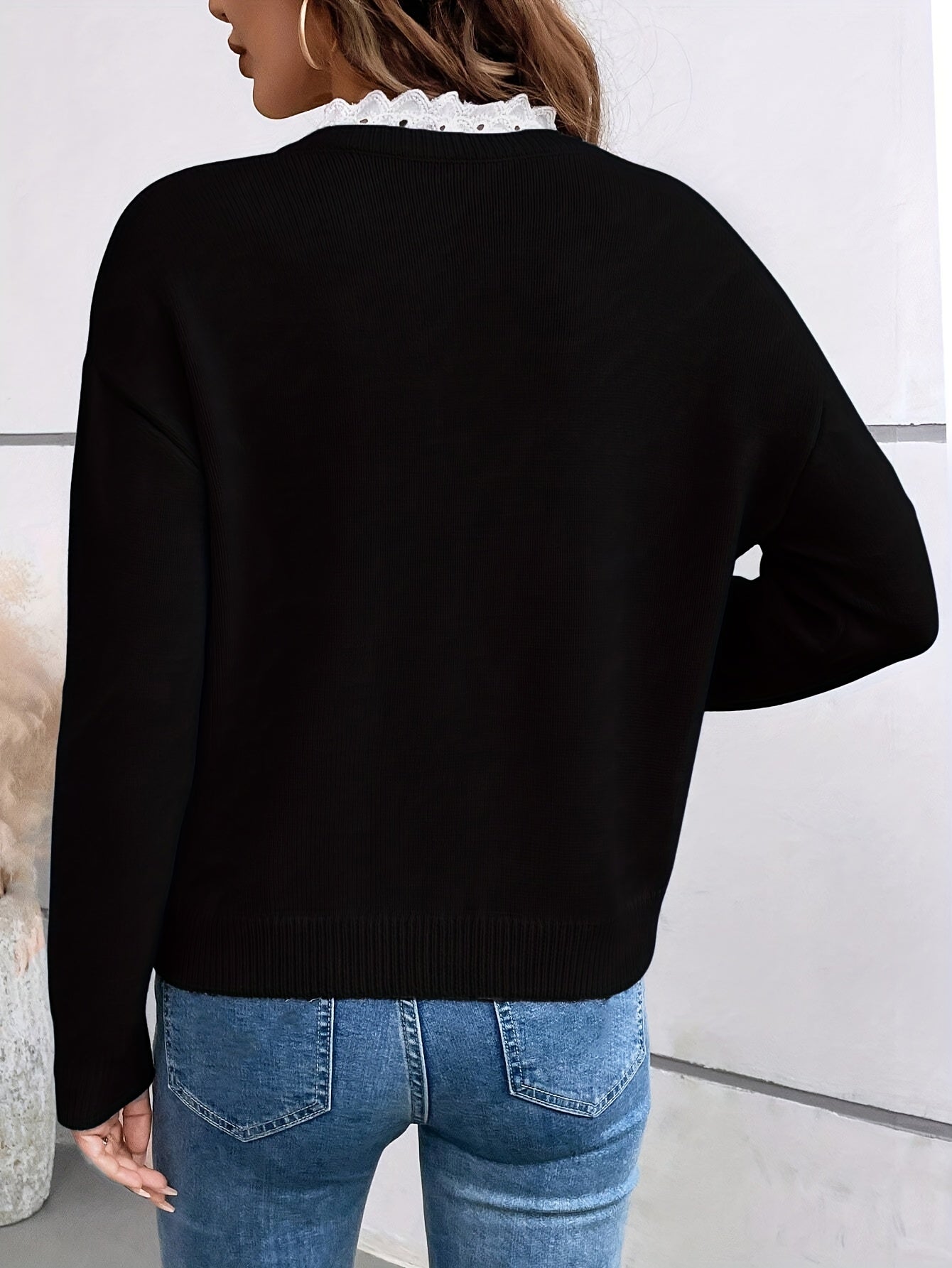 Stylish V-Neck Lace Trim Sweater