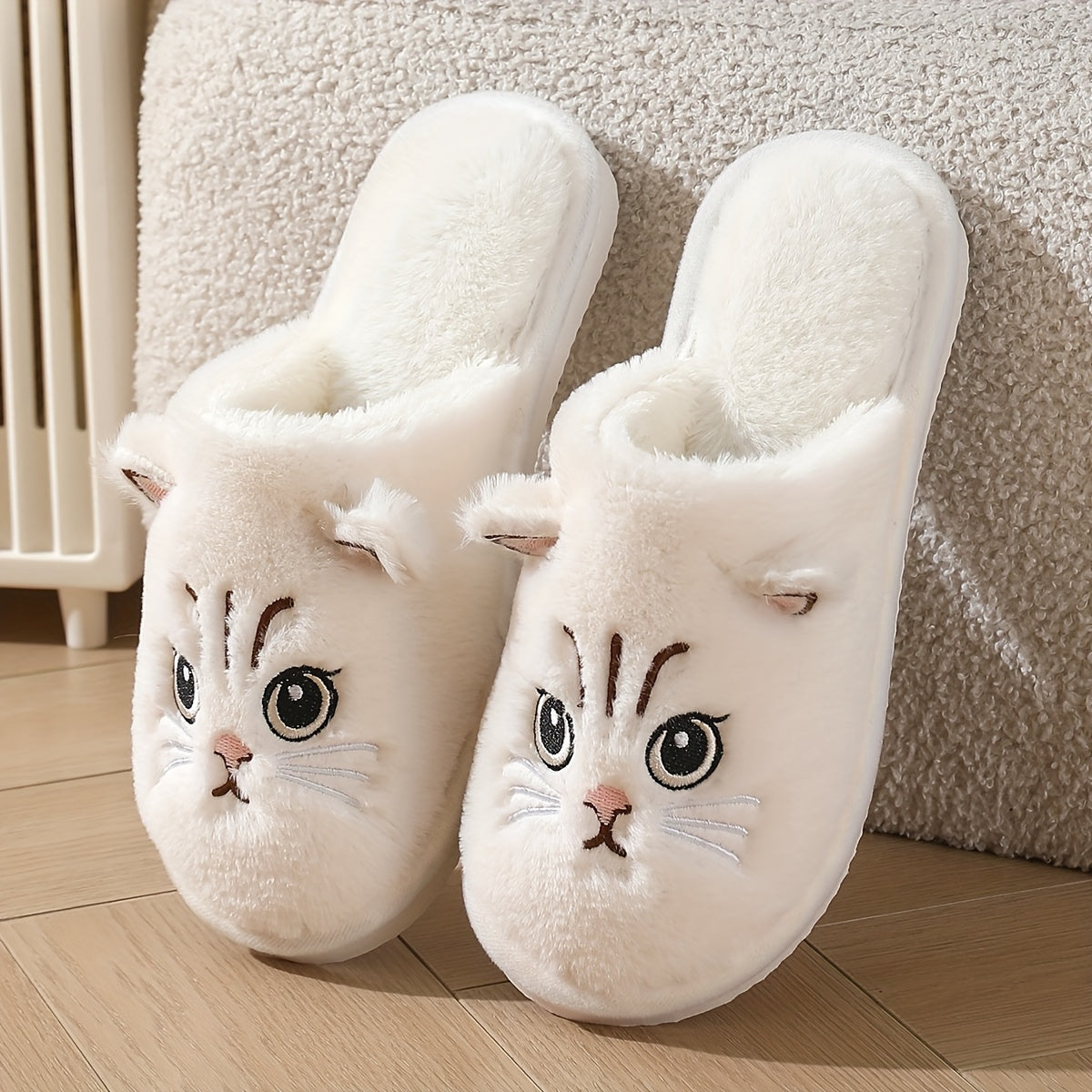 Chaussons en peluche Chat Douillet