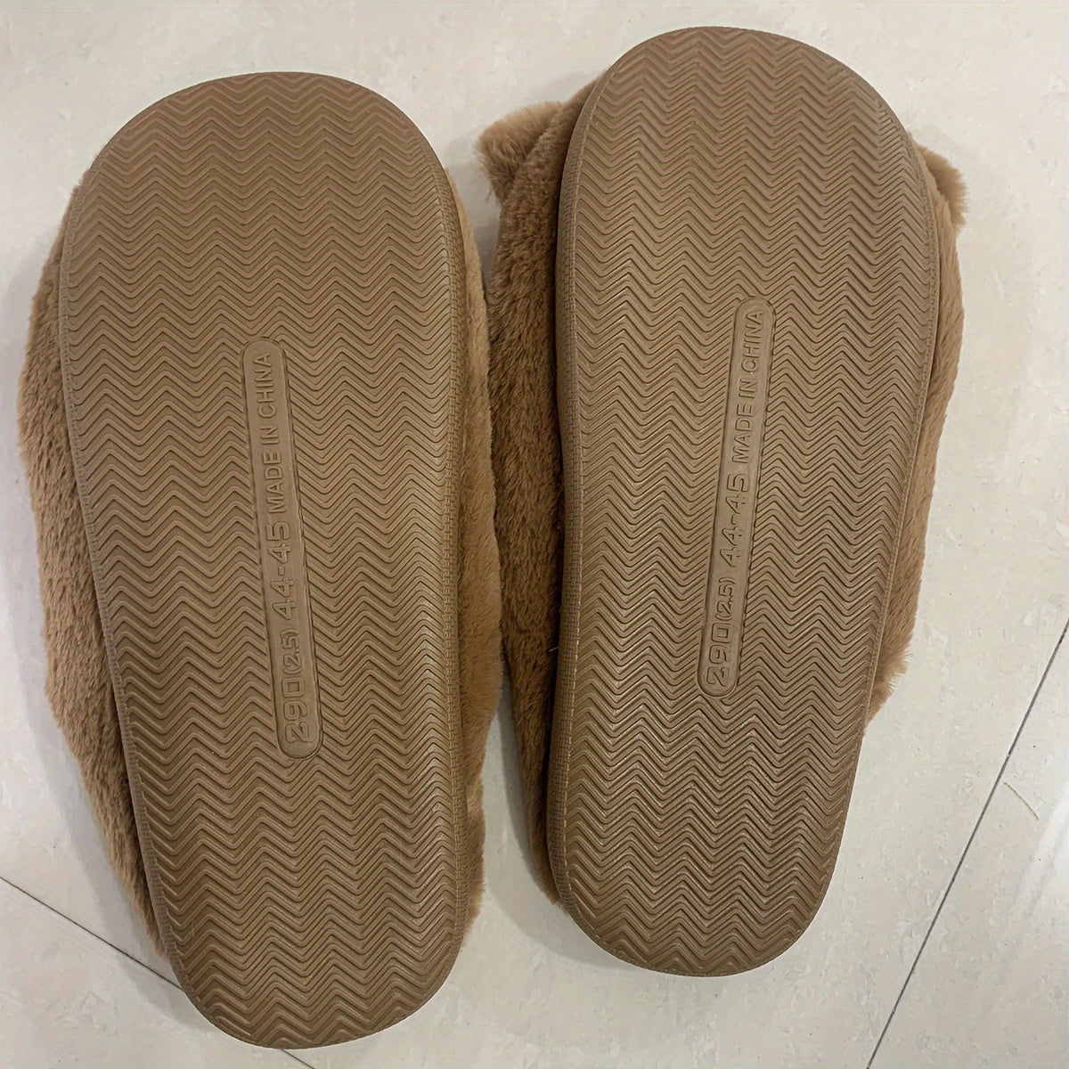 Chaussons d'intérieur Plush Paws